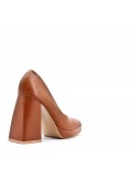 Women's faux leather heeled pumps