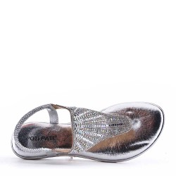 Flat sandals in faux leather for women