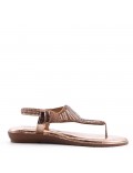 Flat sandals in faux leather for women