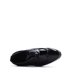 Derby child in black faux leather with lace