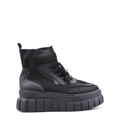 Bottine en simili cuir