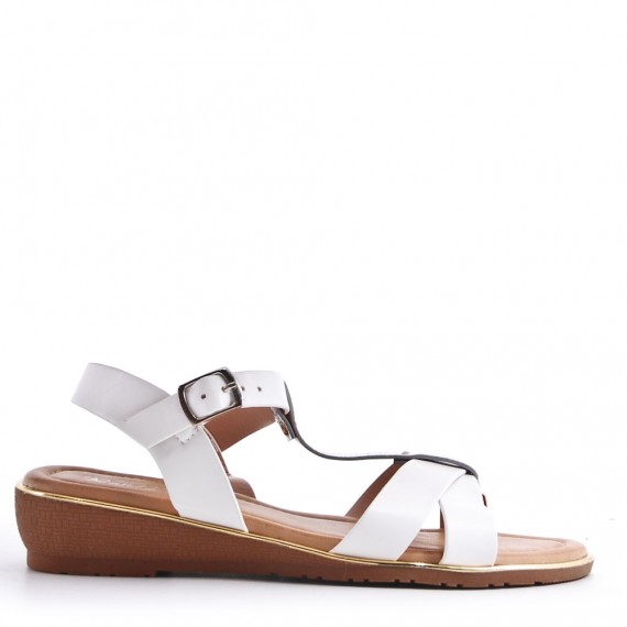 Flat sandals in faux leather for women