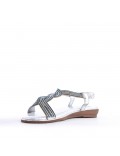 Flat sandals in faux leather for women