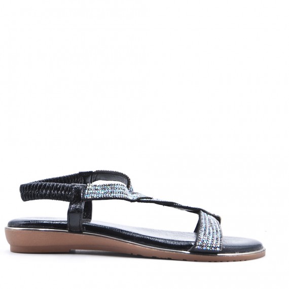 Flat sandals in faux leather for women