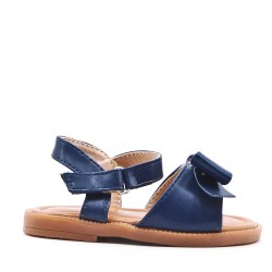 Girl's faux leather sandal