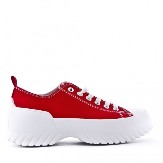 Women's faux leather sneaker