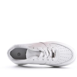 Women's faux leather sneaker