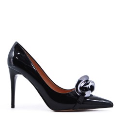 Leatherette pump with heels
