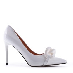Leatherette pump with heels