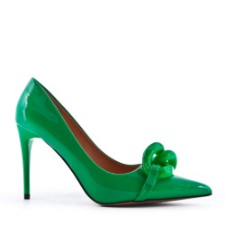 Leatherette pump with heels