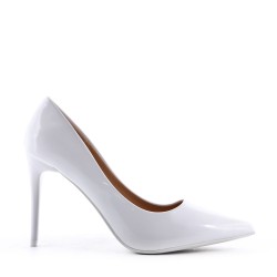 Leatherette pump with heels