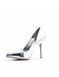 Leatherette pump with heels