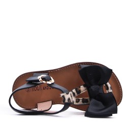 Girl's faux leather sandal