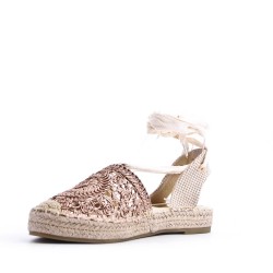 Flat sandals in a material mix for women