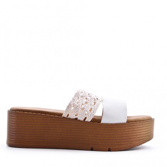 Sandal in mixed materials for women