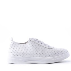 Women's faux leather sneaker