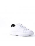 Women's faux leather sneaker