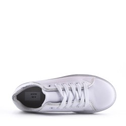 Women's faux leather sneaker