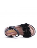 Girl's faux leather sandal