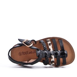 Girl's faux leather sandal
