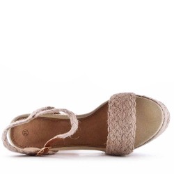 sandal with platform
