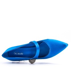 Leatherette pump with heels