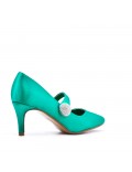 Leatherette pump with heels