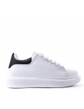 Women's faux leather sneaker