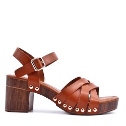 sandal with platform
