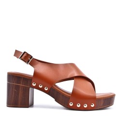 sandal with platform