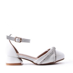 Sandal girl with small heel