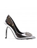 Women's faux leather heeled pumps