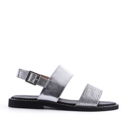 Flat sandals in faux leather for women