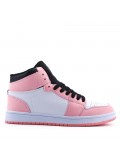 Women's faux leather sneaker