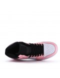 Women's faux leather sneaker