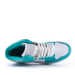 Women's faux leather sneaker