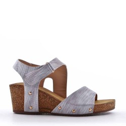 Mixed material wedge sandal