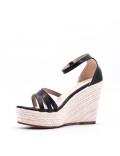 Mixed material wedge sandal