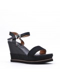 Mixed material wedge sandal