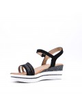 Mixed material wedge sandal