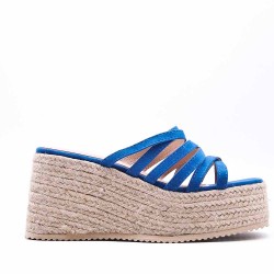 Mixed material wedge sandal