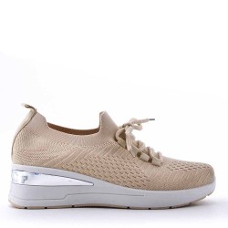 Textile basket for women