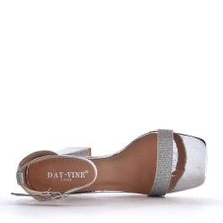 Sandale à talon en simili cuir