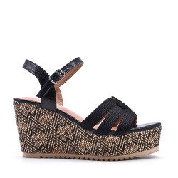sandal with platform