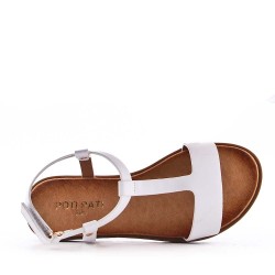 Girl's faux leather sandal