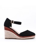 Mixed material wedge sandal