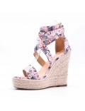 Mixed material wedge sandal