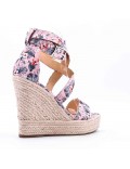 Mixed material wedge sandal