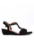 Wedge sandal in faux suede