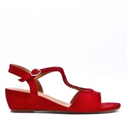 Wedge sandal in faux suede